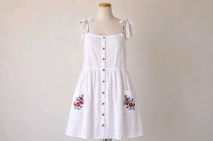 WHITE BRUNCH DRESS