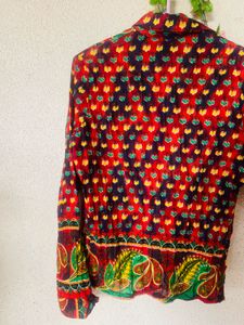 Vibrant Paisley Print Button-Up Shirt
