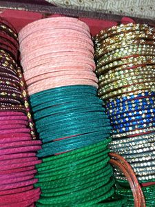 Sparkling Bangle Set
