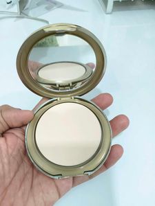 Lakme Compact Powder(w 10 ivory)