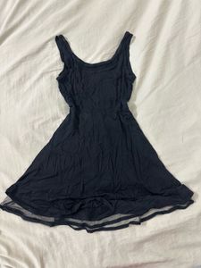 Chic Black Mini Dress with Tulle Hem