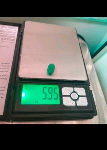 NATURAL GREEN ONYX HAQIQ 5.95 CTS. Loose Gemstone