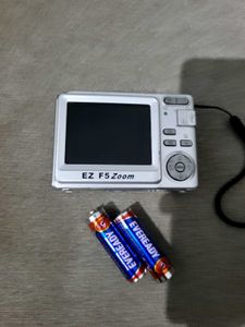 Yashica Digital Camera