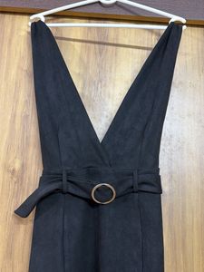 Chic Black V-Neck Belted Dress