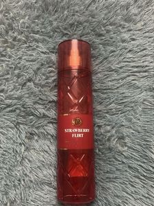 Bath & Body Works Strawberry Flirt Mist