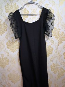 💣 Elegant Black Puff Sleeve Dress