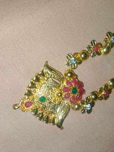 Elegant Gold Plated Necklace Set