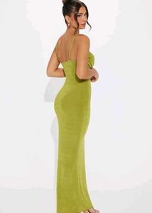 💚 Fashion Nova Rebecca Slinky Maxi Dress✨💚