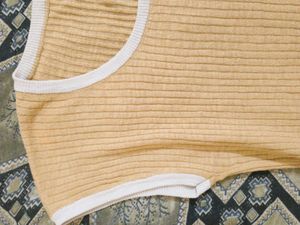 Stylish Ribbed Knit Top
