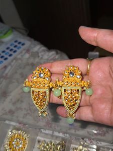 Exquisite Kundan &amp; Pearl Dangler Earrings