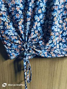 Floral Tie-Front Cropped Top