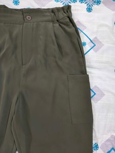 Zudio Women's Olive Green Cargo Pants