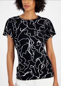 Black &amp; White Abstract Print Top