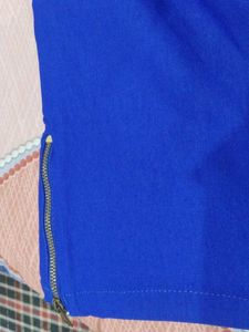 Royal Blue Button Detail pants ( capri)