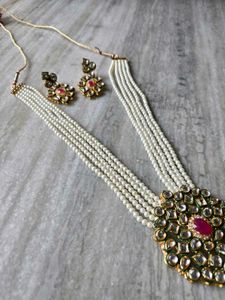 Elegant Pearl Necklace &amp; Earrings Set