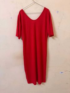 NEWME V-Neck Ribbed Red Midi Dress
