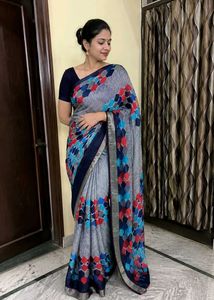 Stylish Grey Saree with Geometric Print
