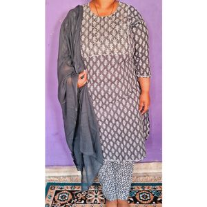 GREY BLOCK PRINT KURTA WITH PANT AND DUPATTA