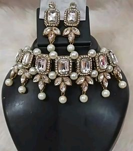 Elegant Pearl and Crystal Choker Set
