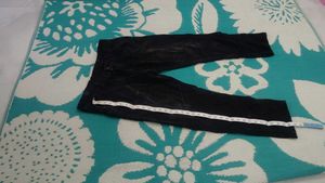 4 Classic Black Denim Jeans and 2 shirt free🥰🧡🇮