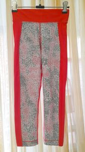 Under Armour compression technology 3/4 gym pants