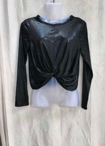 18279. Black Twist Front Long Sleeve Top