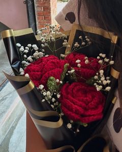 Crochet Rose Bouquet