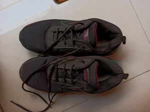 Sports Shoes For Womens