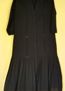Elegant black abaya
