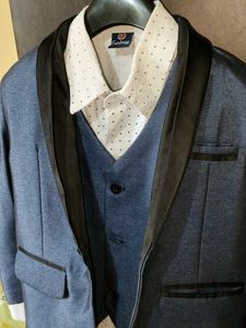 Boys 4-Piece Navy Blue Formal Suit Set