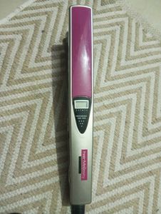 Hair Majesty Professional Iron