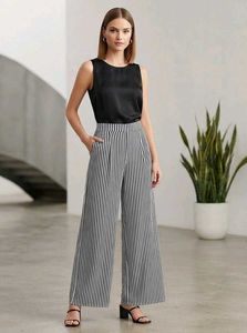 Chic Striped Wide-Leg Pants