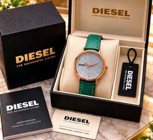 DIESEL(COPY) Women’s Luxury Glitter Dial Watch – R