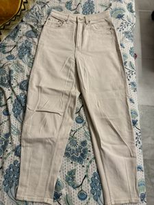 H&M Jean Mom’s Fit