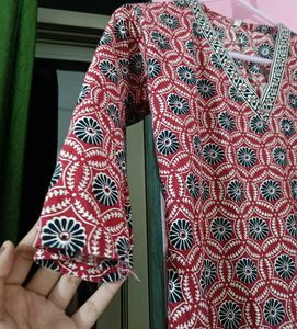 Red &amp; Blue Block Print short kurti