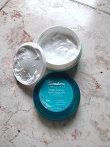 Himalya Moisturizing Cream