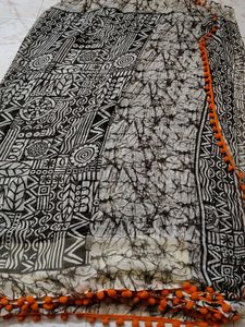 Bohemian Print Saree with Pom-Pom Trim