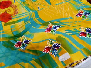 🇳🇿💫🎀Vibrant Yellow Floral Print Saree