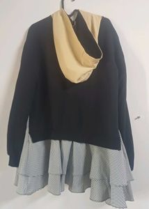 Korean style: Essence Brand Unused Black hoodie