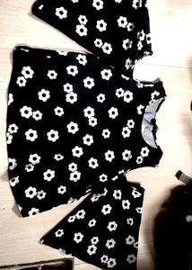 Black &amp; White Floral Cold Shoulder Top