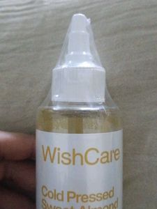 WishCare Cold Pressed Sweet Almond Oil