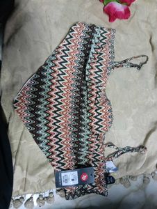 37.UGG Zig Zag Print Top - Size 10