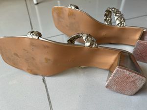 Rindas Gold Block Heels