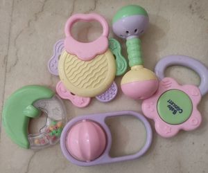 New 5 Pieces Attractive  Rettle set For babies