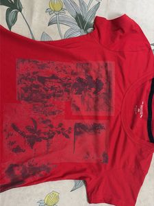 Soft material Red Graphic Print T-Shirt