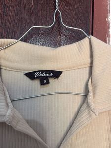 Ribbed Collared Crop Top - Chic & Versatile