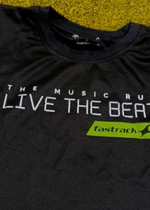Men's Live The Beat T-Shirt new not used