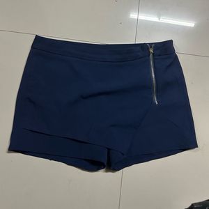 Stylish Navy Blue Skort with Zipper Accent