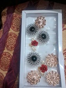 Set of 2 statement Rings
