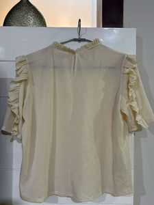 Chic Ruffled Neck Top